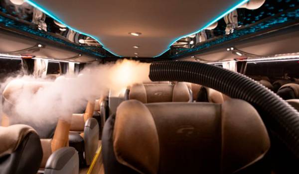 A fabricante de ônibus Marcopolo e a Viação Garcia fecham contrato para desinfecção de ônibus por nebulização contra Covid-19